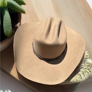 Justin XX 100% Wool Tan Cowboy Western Hat Size 58/7 1/4 by Milano Hat Company